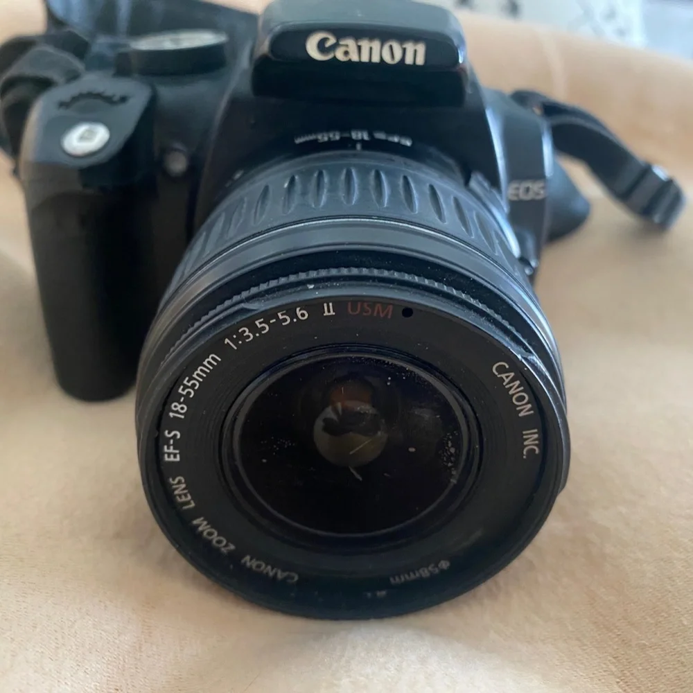 Canon EOS Rebel XT 8 Megapixel Digital SLR Camera